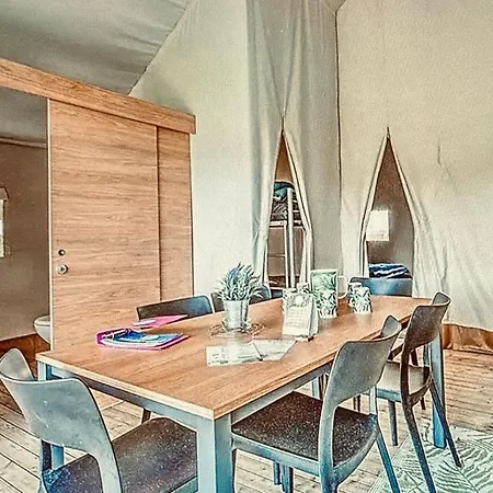 Safari Luxury tent *